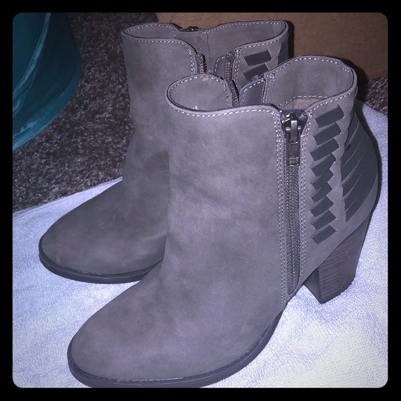 Boots - Picture 1 of 2